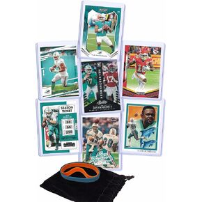 بطاقات Miami Dolphins: Tua Tagovailoa، Myles Gaskin، Jerome Baker، Devante Parker، Mike Gesicki، Dan Marino، Mark Duper مجموعة متنوعة من بطاقات التداول وأساور المعصم لنجوم كرة القدم والأساطير in Saudi Arabia