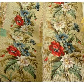 Fine Home Crafts Beautiful Red Blue White Daises Handmade Preworked Needlepoint Canvas in Kuwait