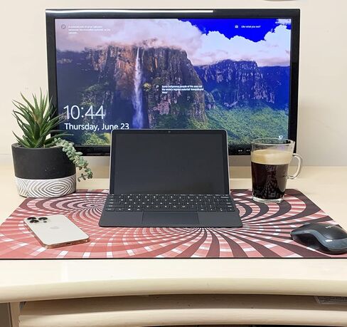 3dRose Needlepoint Knit Patterns in Red and White with... - Desk Pad Place Mats (dpd-269562-1) in Saudi Arabia