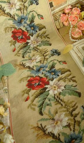 Fine Home Crafts Beautiful Red Blue White Daises Handmade Preworked Needlepoint Canvas in Kuwait