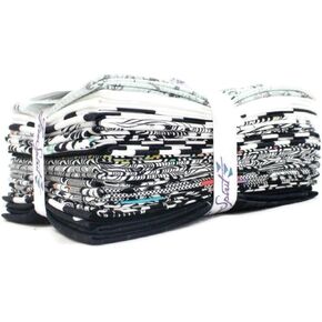 حزمة Linework Fat Quarter (13 قطعة) من Tula Pink لروح حر 18 × 21 بوصة (45.72 سم × 53.34 سم) قطع نسيج لحاف DIY in Kuwait