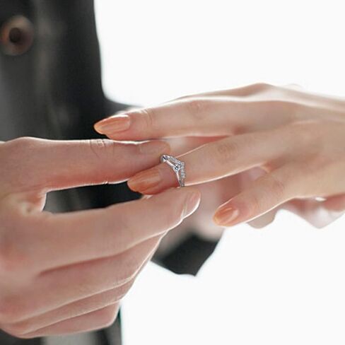 Heart Ring for Women High Polish Micro Inlaid Zircon Ring for Engagement Promise Wedding Rings Romantic Cubic Zirconia Diamond Rings Eternity Bridal Band Jewelry Gift For Mother's Day Anniversary in Saudi Arabia