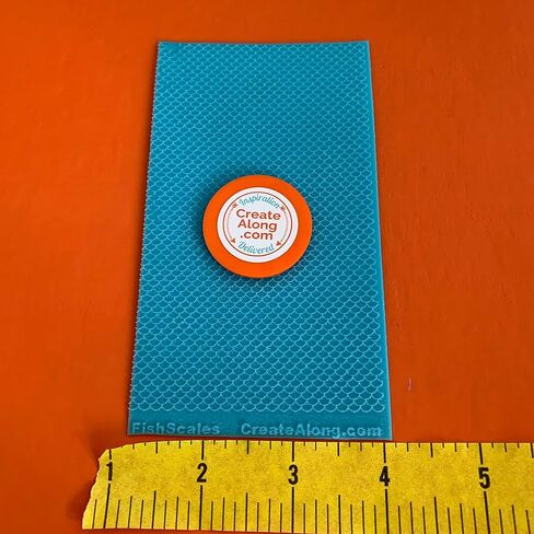 موازين ورقية من نسيج حوريات البحر على شكل سمكة التنين والمزيد من طين البوليمر وختم الوسائط المختلطة in Kuwait