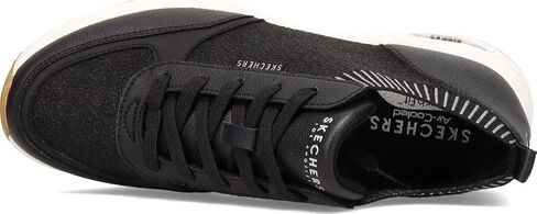 حذاء Skechers النسائي ستريت، ملائم للقوس: S-Miles - حذاء رياضي للمشي in Kuwait