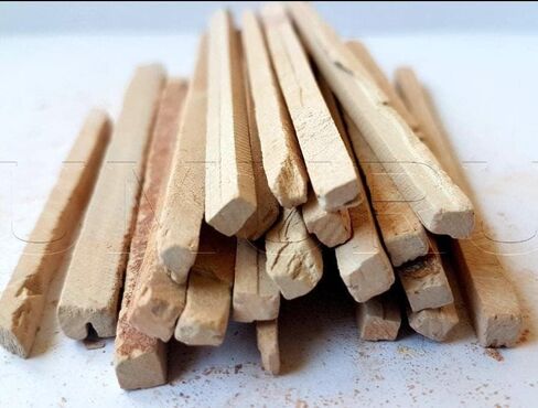 Edible Red Slate Pencils/Red Slate Bars Pencils/Natural Limestone Slate Chalk Pencils/Earthy Goodies Edible Thin Slate Chalk Pencils (Pack Of 75) (500 grms) in Kuwait