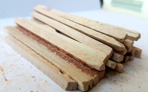 Edible Red Slate Pencils/Red Slate Bars Pencils/Natural Limestone Slate Chalk Pencils/Earthy Goodies Edible Thin Slate Chalk Pencils (Pack Of 75) (500 grms) in Kuwait