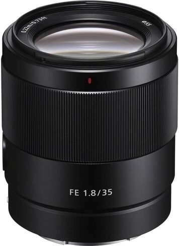 Sony FE 35mm f/1.8 Lens (SEL35F18F) + Filter Kit + Lens Cap Keeper + Cleaning Kit + More (Renewed) in Saudi Arabia