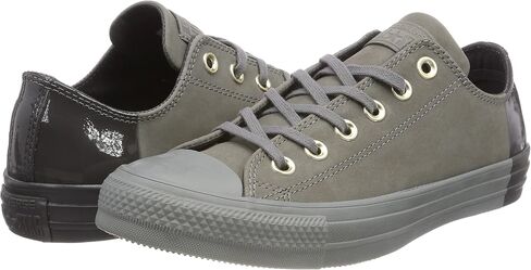 Converse Unisex Low-Top Sneakers in Saudi Arabia