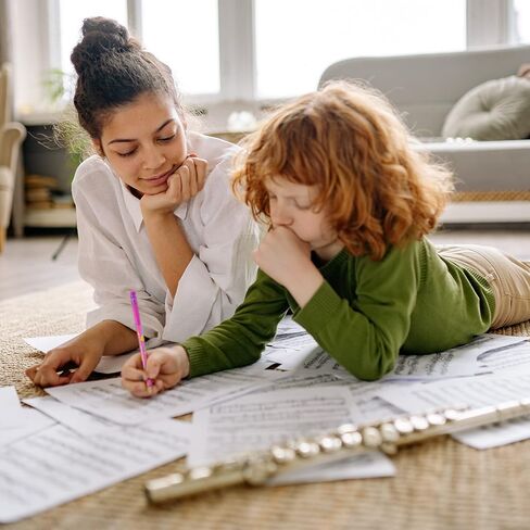 اقلام رصاص معطرة للاطفال من فيوكسسي، اقلام رصاص اتش بي مع محايات ملونة من الخشب مع عناصر فاكهة، مستلزمات مكتبية مدرسية للحفلات للاولاد والبنات 10 انماط (نمط فاكهة) in Kuwait