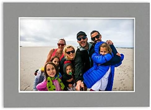 5x7 Mat Bevel Cut for 4x6 Photos - Acid Free Oyster Shell White Precut Matboard - For Pictures, Photos, Framing - 4-ply Thickness in Kuwait