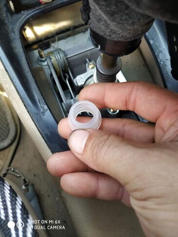 Sunyat Shift Cable Bushing Manual Transmission Repair, Compatible with SNBLO,Compatible with Volkswagen LAVIDA,Compatible with Polo, Compatible with Golf 4 in Saudi Arabia