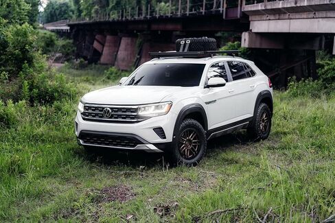 Black Rhino 1570ACH155100Z56 15X7 5X100 M-BRNZ-BLK-LP 15MM Arches in Kuwait