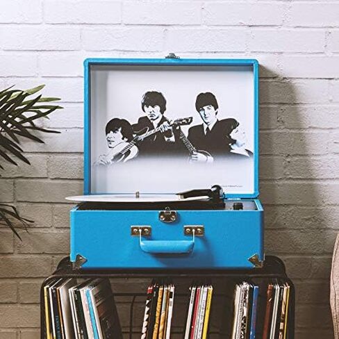 Crosley CR6253 Anthology Vintage 3-Speed Bluetooth Suitcase Turntable in Kuwait
