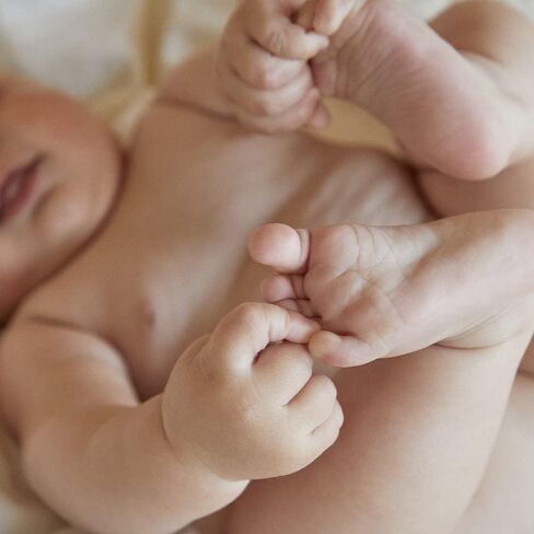 غسول مسحوق مهدئ من Evereden، 3.0 أونصة سائلة | العناية بحفاضات الأطفال النظيفة وغير المعطرة | كريم طبيعي ونباتي إلى مسحوق | بودرة أطفال سائلة غير سامة وخالية من العطور in Kuwait