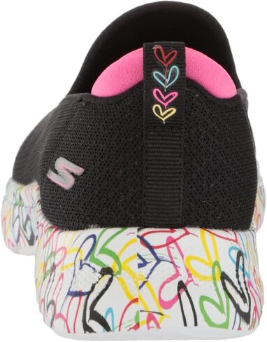 حذاء رياضي Go Walk 6-Iconic Hearts للنساء من Skechers in Kuwait
