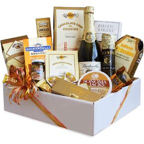 California Delicious Golden State Gourmet Foods Gift Basket, 8 pound in Saudi Arabia