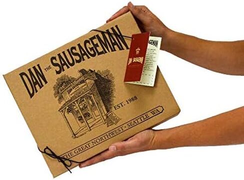 علبة هدايا Dan the Sausageman's Sounder Gourmet - تحتوي على سجق صيفي مدخن وأجبان ويسكونسن للتقاعد أو المستأجر أو المقاول أو سلة تقدير العملاء، ومعبأة بشكل احترافي، وتتوفر رسائل هدايا. in Saudi Arabia