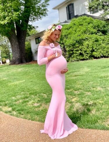 Maternity Elegant Fitted Maternity Gown Long Sleeve Cross-Front V Neck Slim Fit Maxi Photography Dress for Photoshoot in Saudi Arabia
