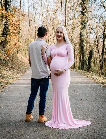 Maternity Elegant Fitted Maternity Gown Long Sleeve Cross-Front V Neck Slim Fit Maxi Photography Dress for Photoshoot in Saudi Arabia