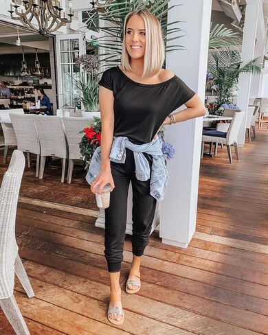 بدلة قفز نسائية فضفاضة بدون أكتاف من PRETTYGARDEN، خصر مطاطي طويل قابل للتمدد in Kuwait