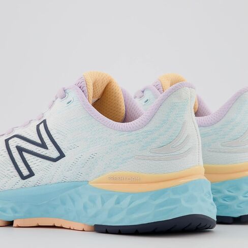 New Balance Women's 996 V4 Hard Court Trainers in Saudi Arabia