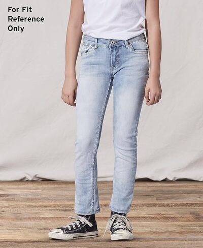 بنطال جينز Levi's 711 ذو قصة ضيقة للفتيات in Kuwait