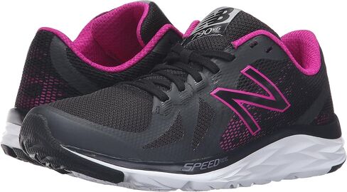 New Balance Women's 790v6 Running Shoe in Saudi Arabia