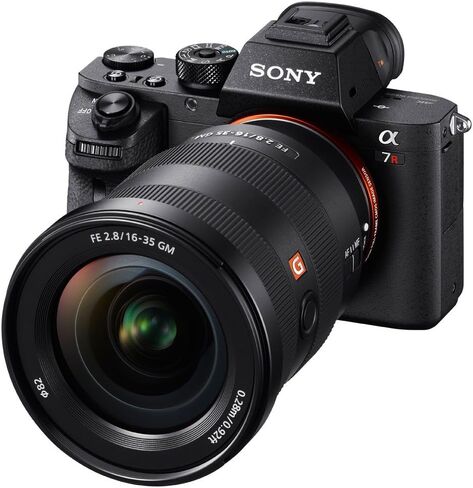 سوني (SEL1635GM FE 16-35mm F2.8 GM عدسة تكبير واسعة الزاوية بالكامل الإطار الإلكتروني الكاميرات مع سانديسك اكستريم برو SDXC 128GB UHS-1 بطاقة ذاكرة in Saudi Arabia