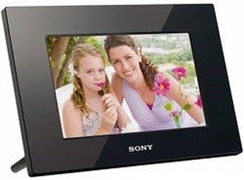 Sony DPF-D810 SVGA LCD (4:3) Digital Photo Frame (Black, 8-Inch) in Saudi Arabia