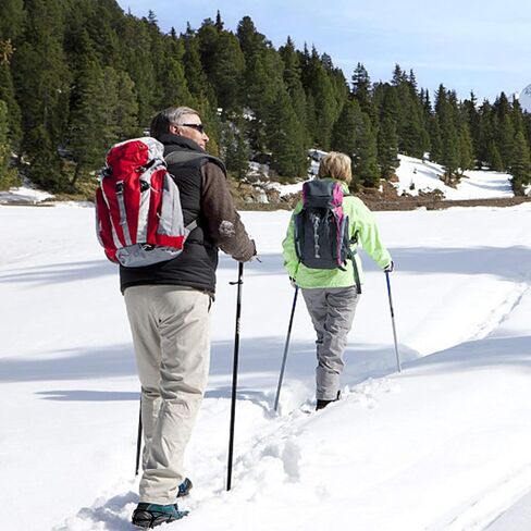 Ice Cleats, Highly Elastic Traction Cleats Grippers with Magic Tape Straps and Storage Bag, Anti Slip Walk Traction Cleats for Hiking Walking on Snow and Ice in Saudi Arabia