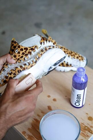 Jason Markk 8 oz. Premium Shoe Cleaner - Gently Cleans & Conditions Sneakers - Safe on all Materials in Kuwait