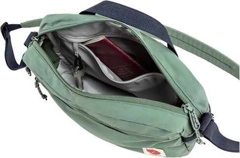 حقيبة Fjallraven High Coast Crossbody in Kuwait