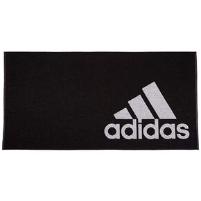 منشفة كبيرة من أديداس in Kuwait