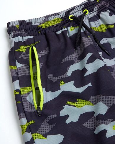 Eddie Bauer Boys' Active Shorts - Quick Dry Athletic Shorts - Hybrid Mesh Performance Shorts for Boys (2-16) in Saudi Arabia