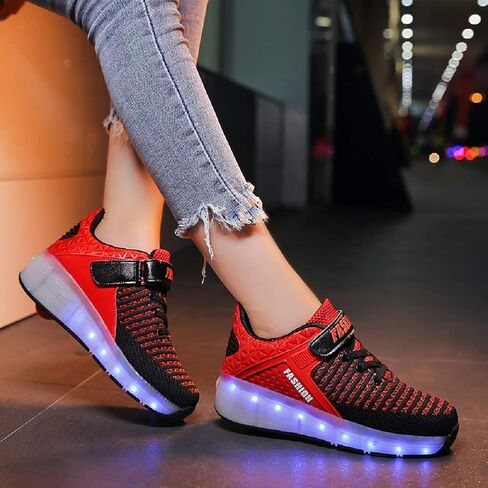 أحذية Nsasy Kids Roller أحذية رياضية للأولاد والبنات مع عجلات تصبح حذاء رياضي مزود بإضاءة LED لعيد الميلاد وأعياد الميلاد للأطفال in Kuwait