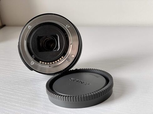 Sony 16-50mm f/3.5-5.6 OSS Alpha E-Mount Retractable Zoom Lens (Bulk Packaging) (Renewed) in Saudi Arabia