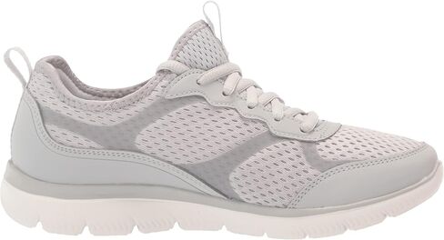 حذاء رياضي نسائي كلاسيكي مجاني من Skechers Sport in Saudi Arabia