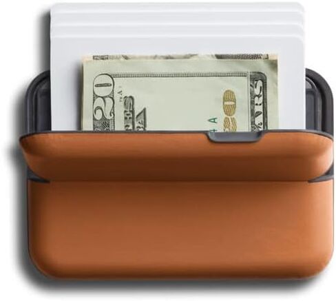 Bellroy Flip Case الإصدار الثاني – (حافظة للبطاقات، محفظة صلبة) - أسود in Kuwait