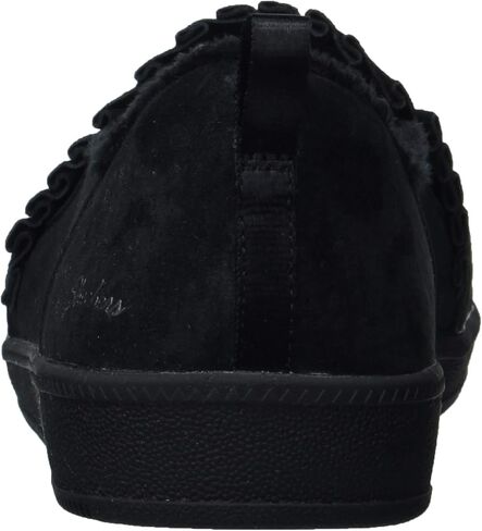 حذاء رياضي حريمي Madison Ave-Plushed من Skechers in Saudi Arabia