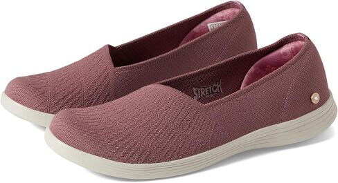 حذاء لوفر مسطح للنساء من Skechers أثناء التنقل in Kuwait
