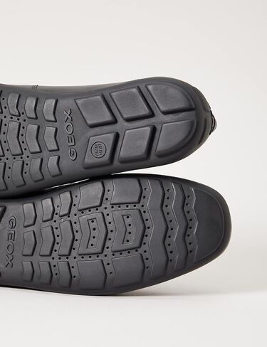 Geox Unisex-Child J New Fast Boy a Moccasin in Saudi Arabia