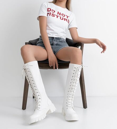 Vepose Women's 953 Knee High Combat Boots Chunky Platform Heel, Lace Up Gothic Punk Work Boots for Dresses and Jeans in Kuwait