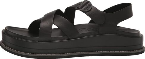 Chaco Townes Midform in Saudi Arabia