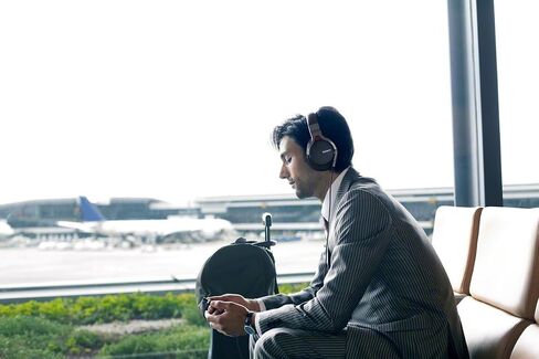 Sony MDR1RNC Premium Noise-Canceling Headphones (Black) in Kuwait