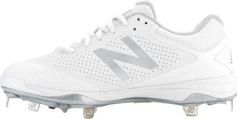 New Balance Women's Cleat in Saudi Arabia