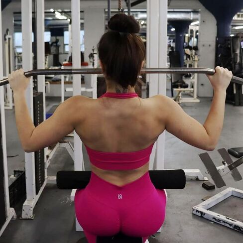 SUUKSESS Women Seamless Halter Sports Bra Open Back Padded Workout Crop Tank Tops in Kuwait