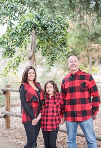 Unidear Womens buffalo Plaid Vest Casual Lapel Open Front Sleeveless Cardigan Jacket Coat with Pockets in Kuwait