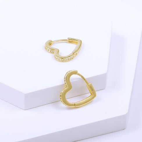 Lancharmed أقراط على شكل قلب صغير للفتيات لا تسبب الحساسية خفيفة الوزن 925 من الفضة الإسترليني CZ Love Huggie Hoop حلق هدية مجوهرات in Kuwait
