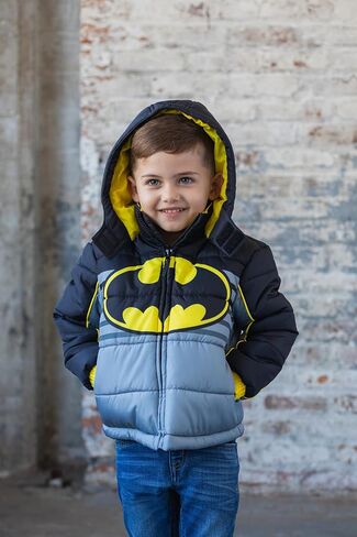 سترة منتفخة بسحاب من DC Comics Justice League Superman Batman للأطفال الصغار إلى الأطفال الكبار in Saudi Arabia