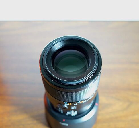 SONY just focus macro lens FE 90 mm F2.8 Macro G OSS E mount full size for SEL90M28G - International Version (No Warranty) in Saudi Arabia